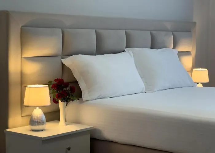 Queen's Lion Hotel 4*