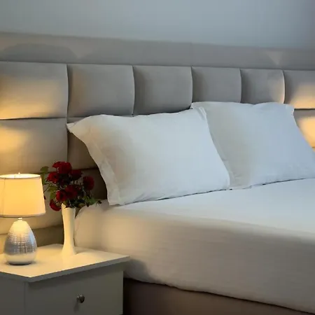 Queen's Lion Hotel 4*