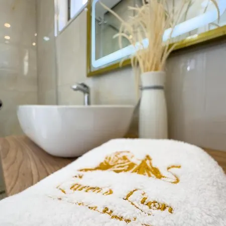 Hotel Queen's Lion Sarandë